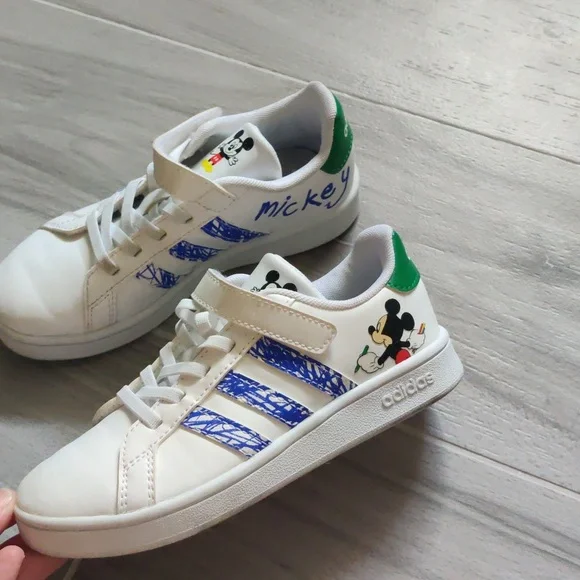 Adidas Mickey Mouse boys sneakers - Picture 3 of 6